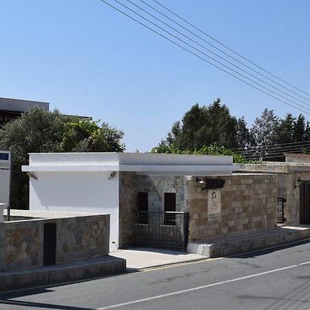 Lasa Heights Hotel Buitenkant foto